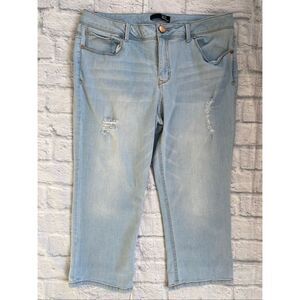 1822 Denim women 16 pull on ripped capri pants light blue